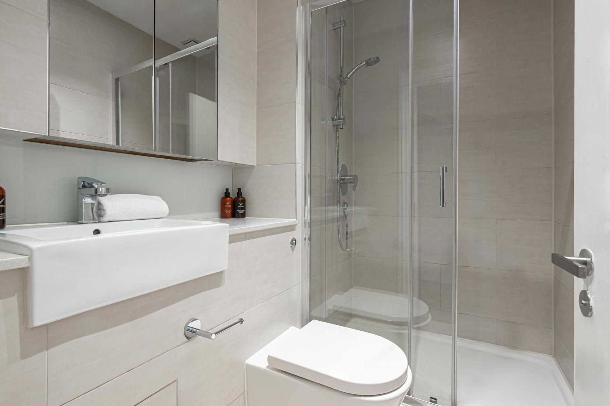 Goodge Apartments London Exterior foto